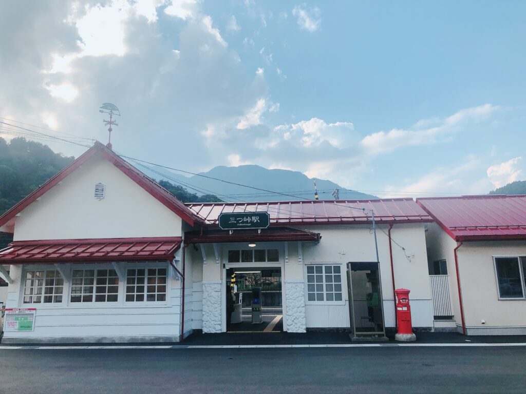 三つ峠駅に到着
都留文科大学前駅で特急「富士回遊」に乗り換えて新宿までのんびり帰りました