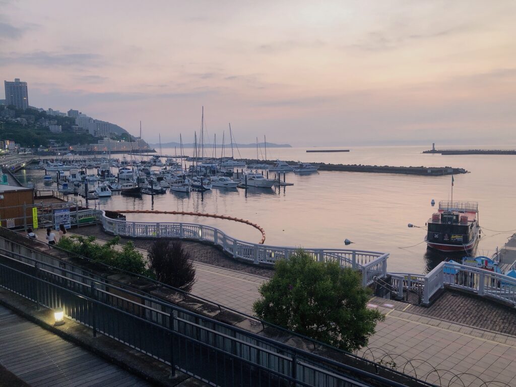 翌朝４時半　海岸まで散歩