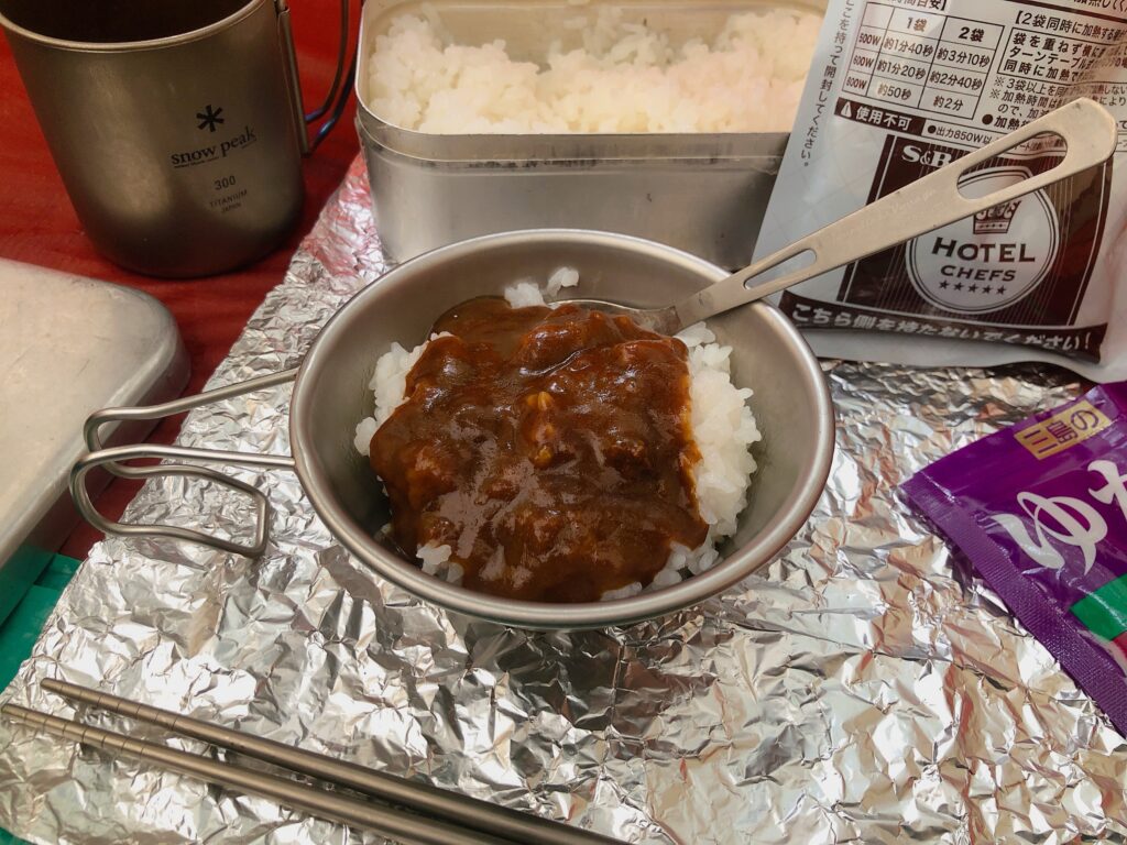 1日目の晩御飯「欧風ビーフカレー」