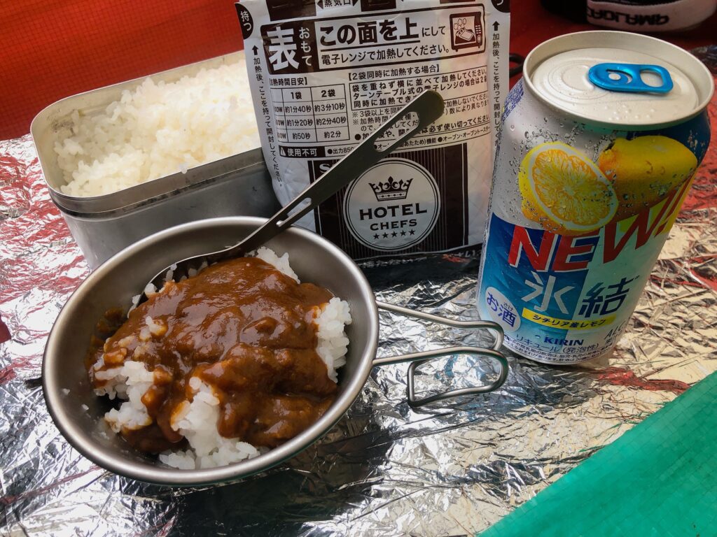 4日目の晩御飯「欧風ビーフカレー」