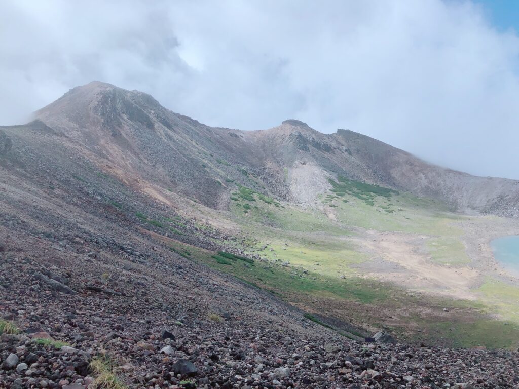 山頂の近くまできました