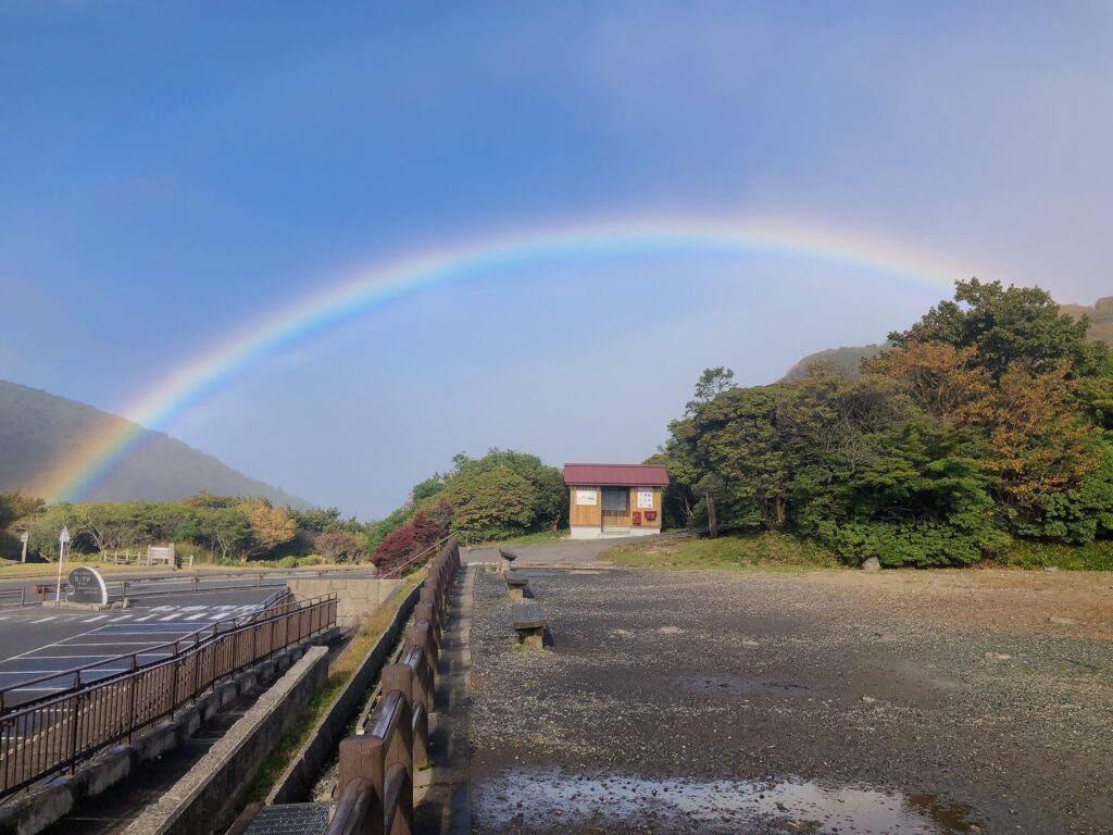 下山したら晴天、、、
虹が綺麗すぎます
このあと、黒川温泉♨️へ移動しました！