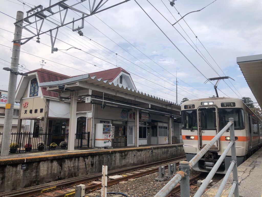 天竜峡駅に到着しました