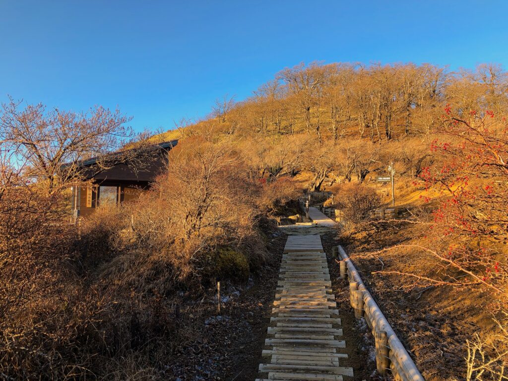 不動ノ峰休憩所は綺麗ですね