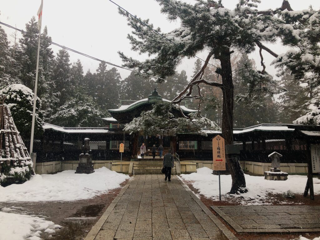 参拝してきました
この後、北上して「天童市」まで移動しました