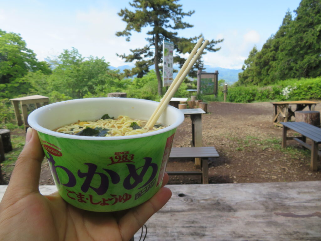 9時40分 朝食? 昼食?