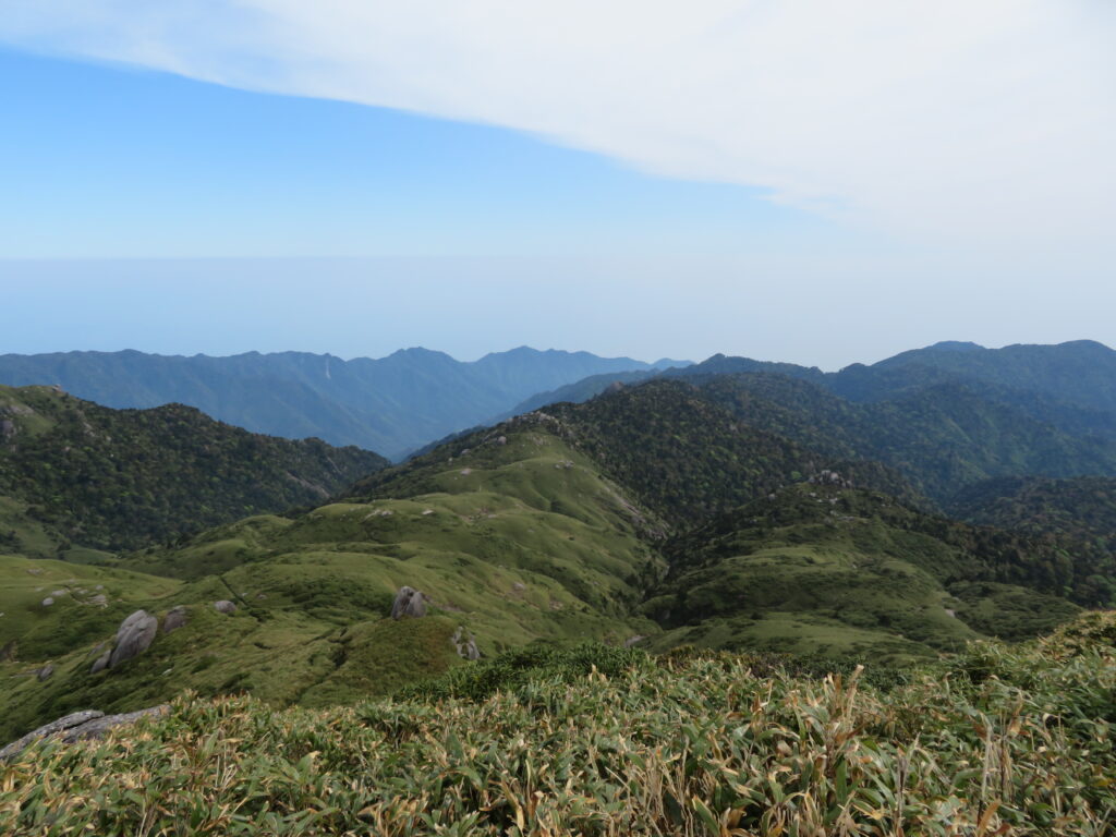 山頂は360度の大パノラマ