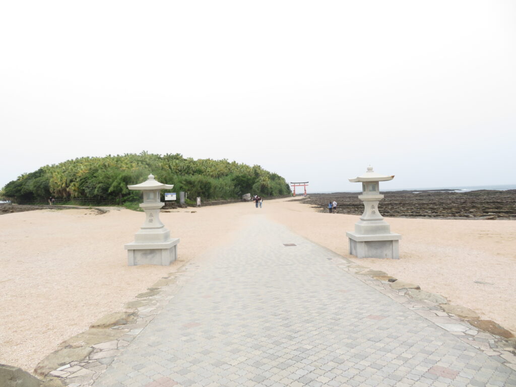 青島神社まで行ってみます