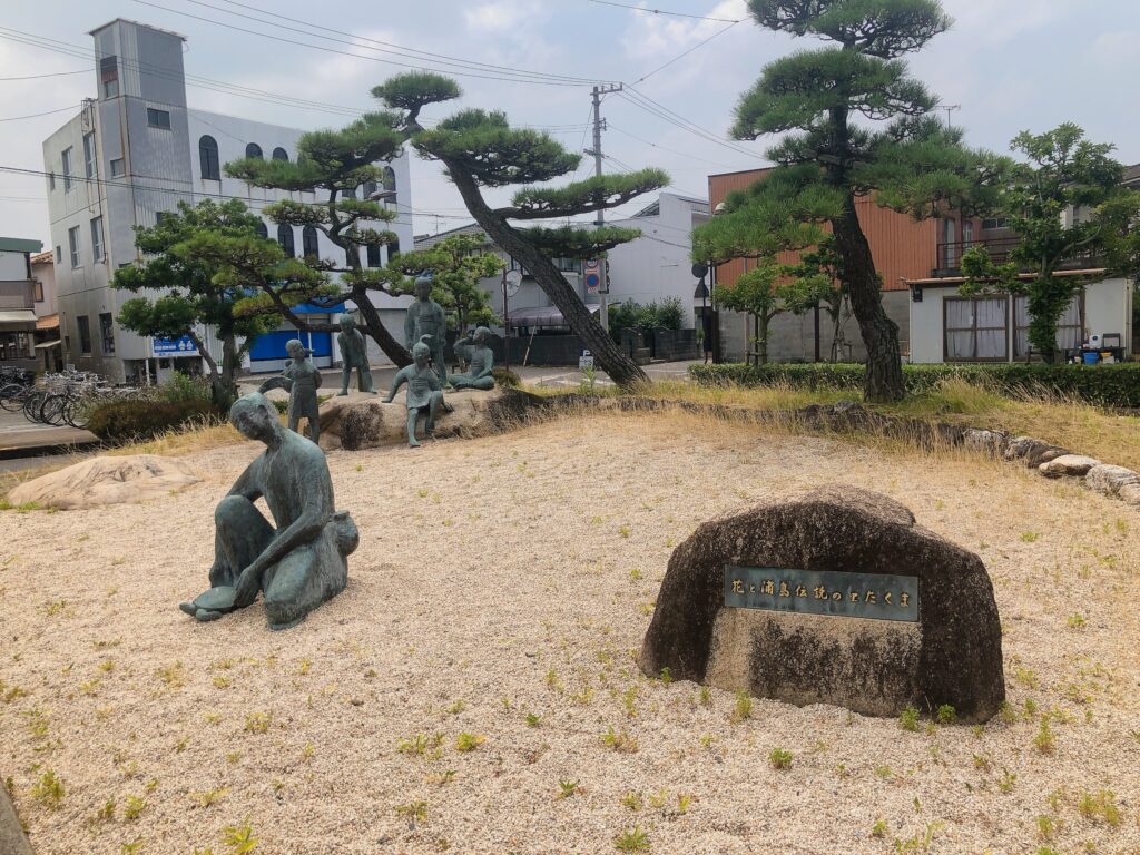 宇多津から詫間まで移動してきました
ここからさらにバスで30分ほど移動します