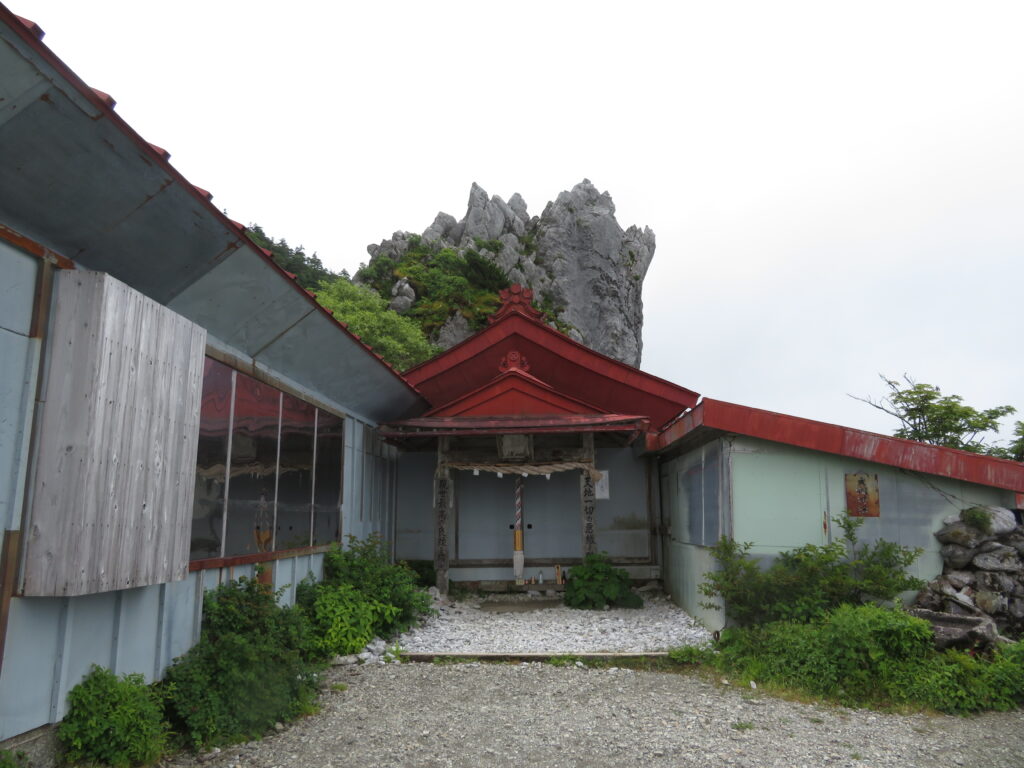 大劔神社に到着