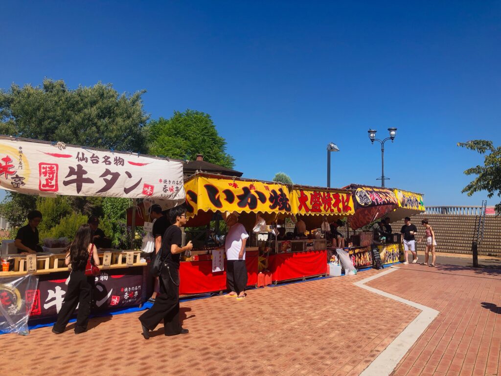 熱海サンビーチに来ました
屋台があります