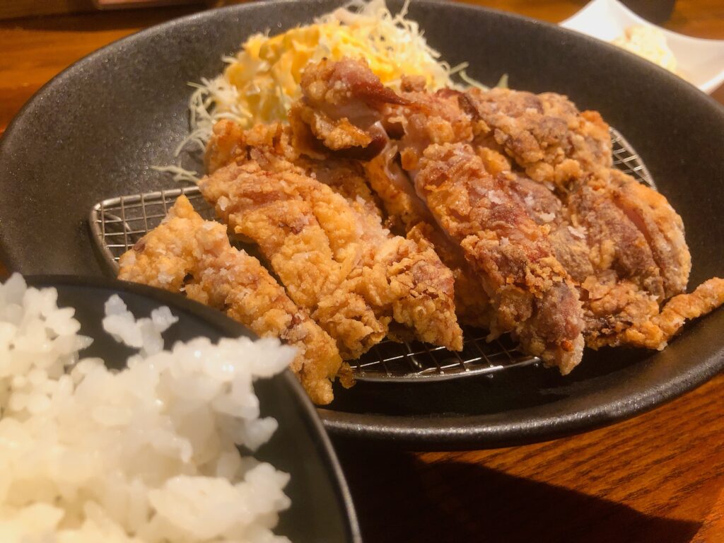 最後は名物の山賊焼き