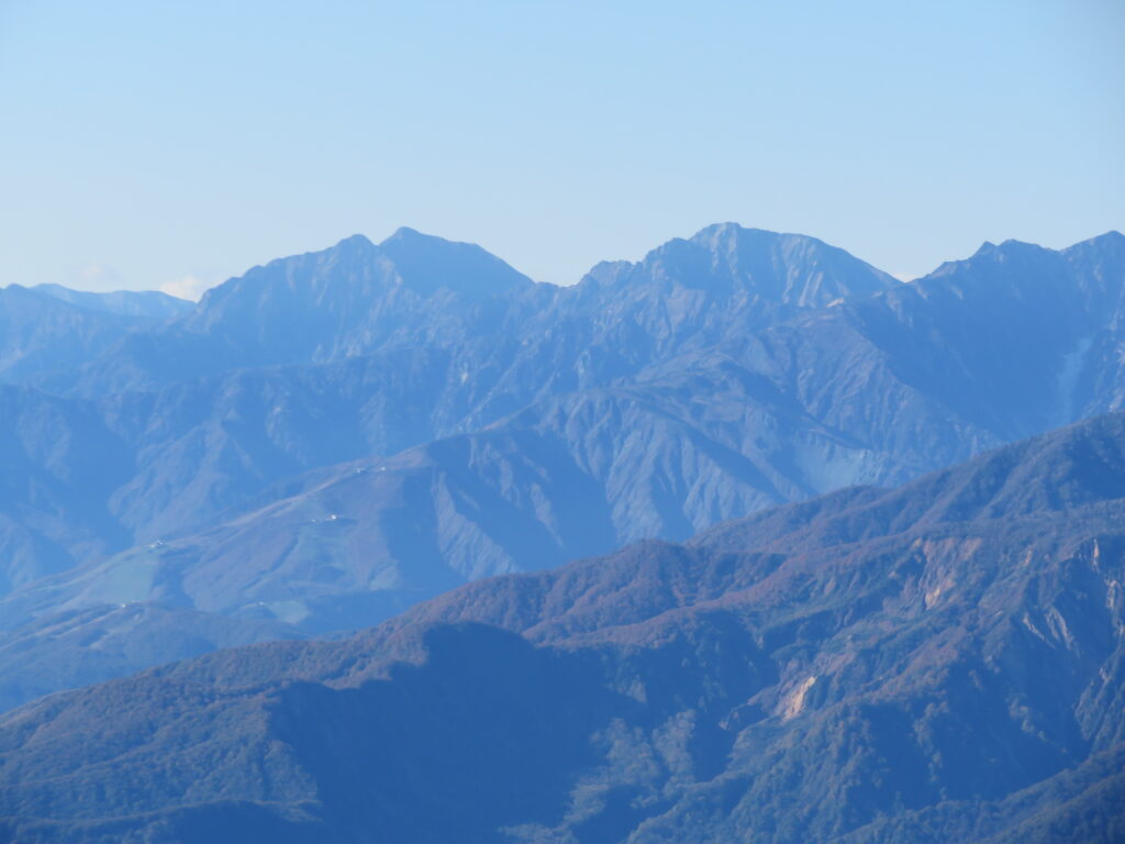 鹿島槍ヶ岳と五竜岳