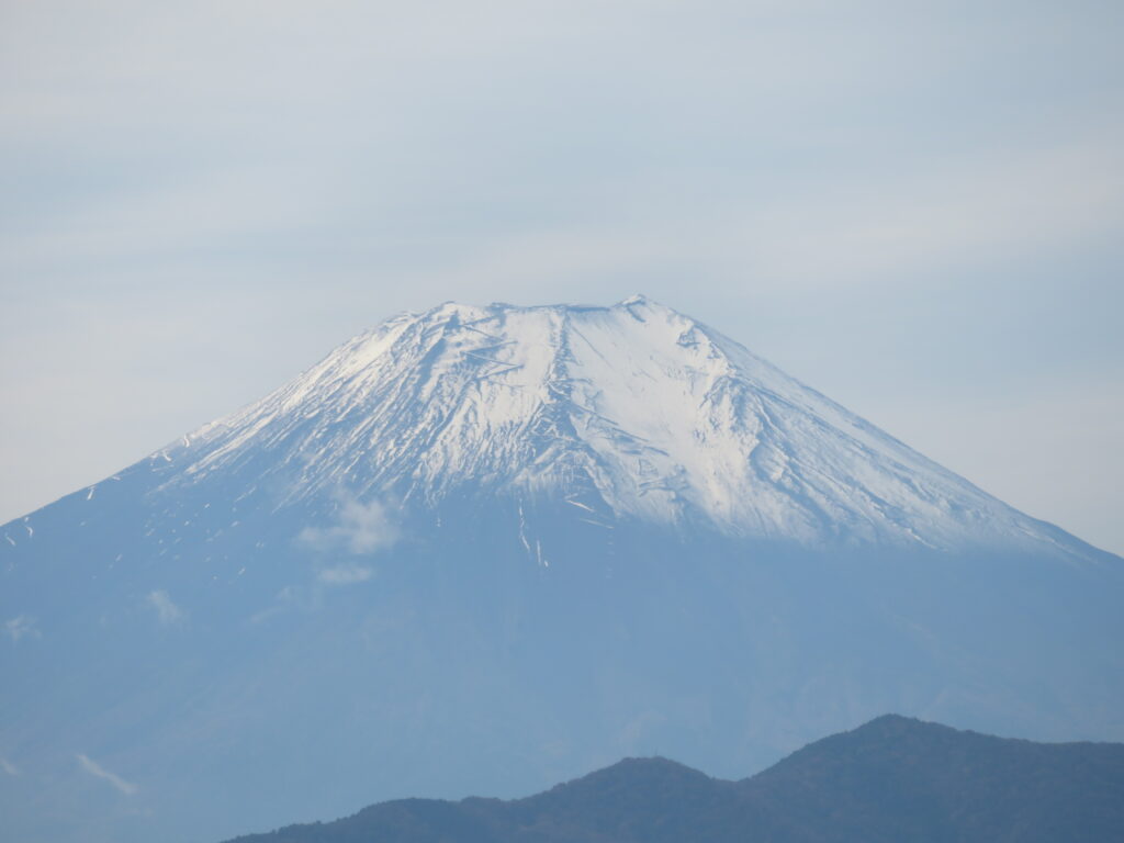 一丁平展望台からの富士山!
吉田ルートがはっきり見えますね