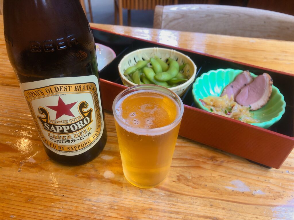 瓶ビール(赤星)をお代わり!