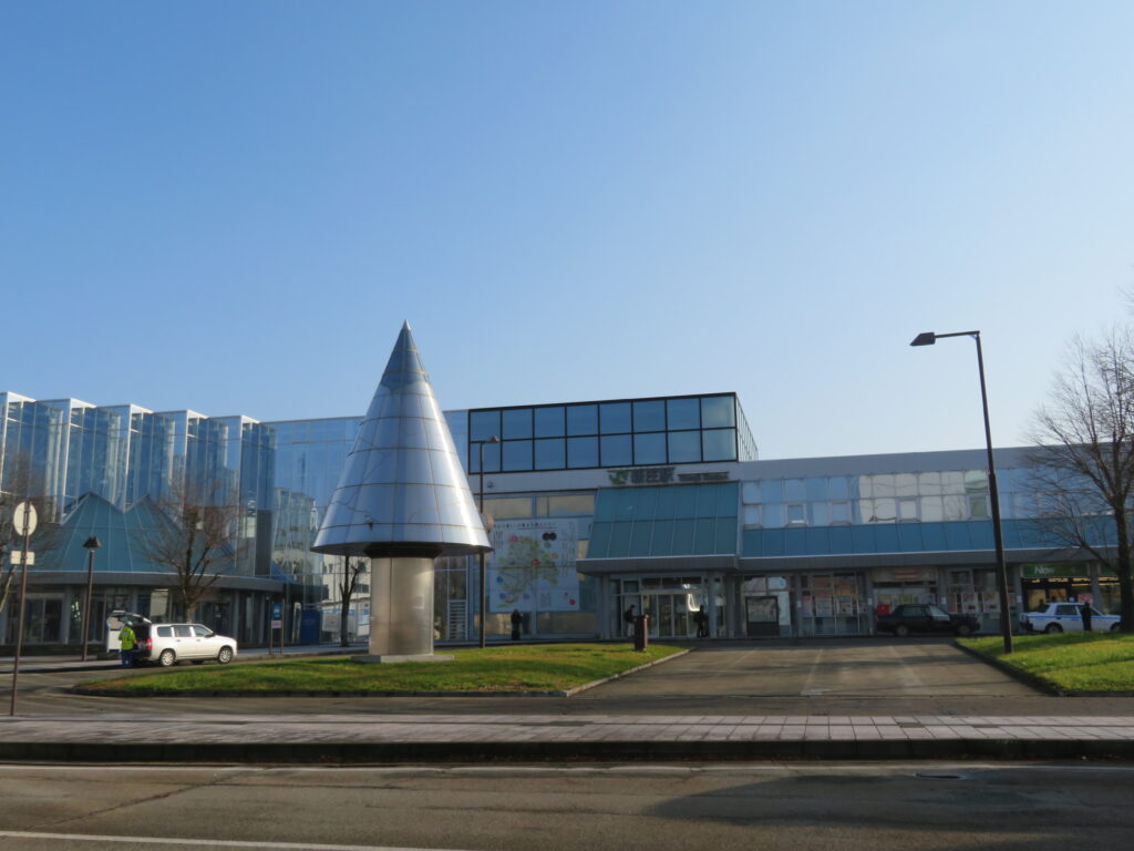 新庄駅に戻ってきました