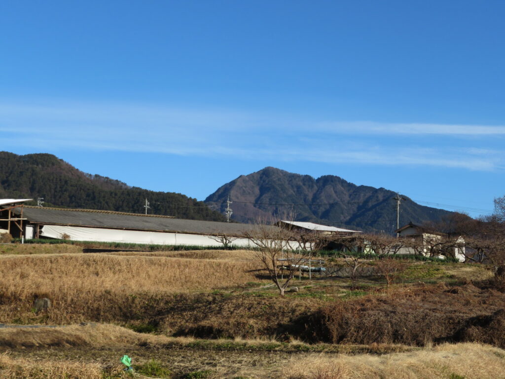飯田市のシンボル「風越山」