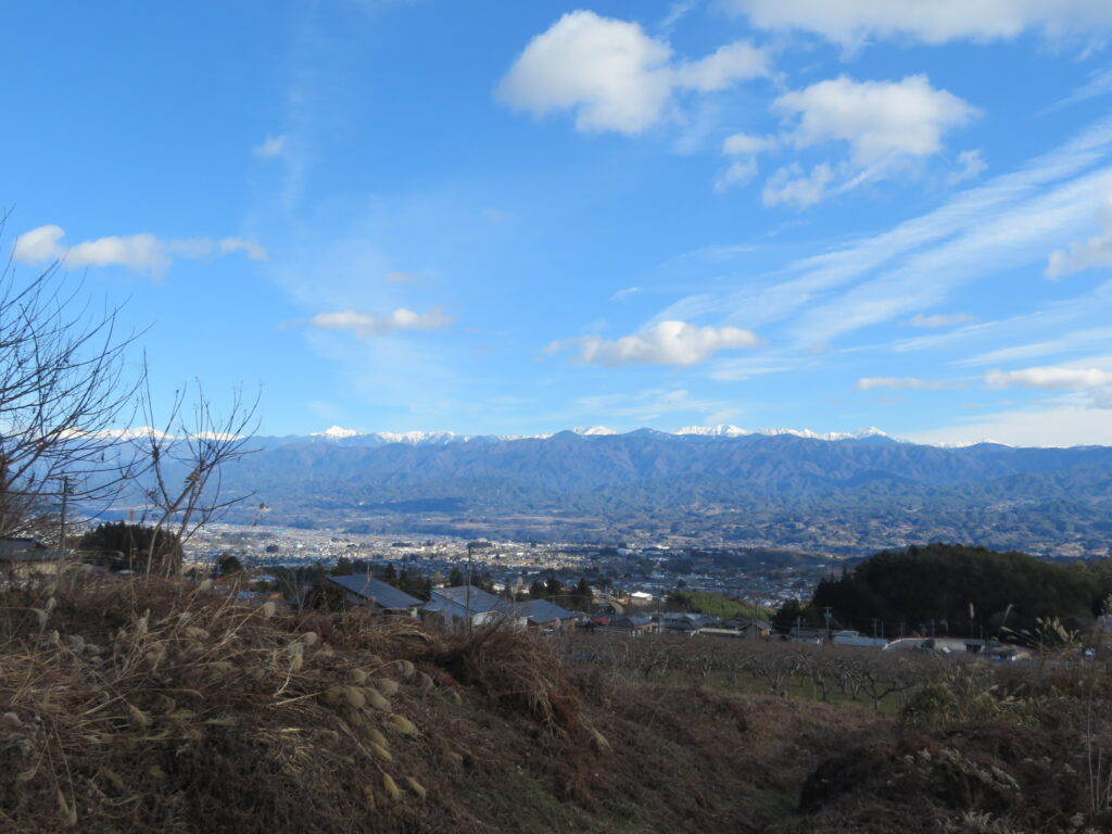 飯田市と南アルプス