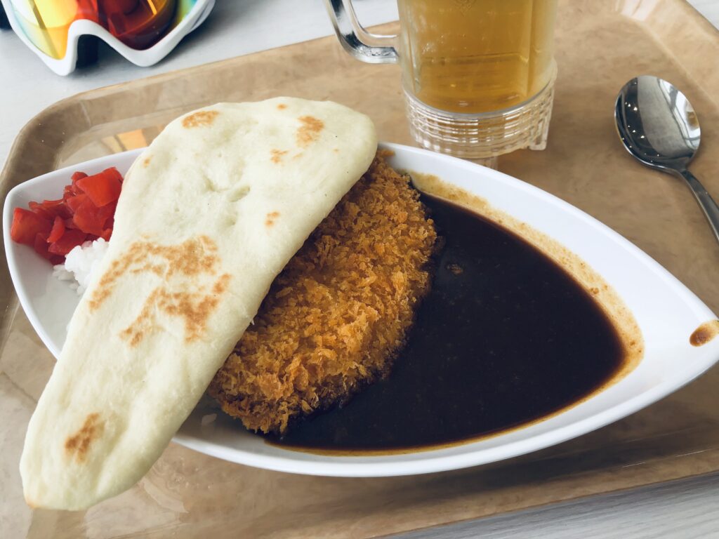 ガーラ湯沢(チアーズ)のカツカレー