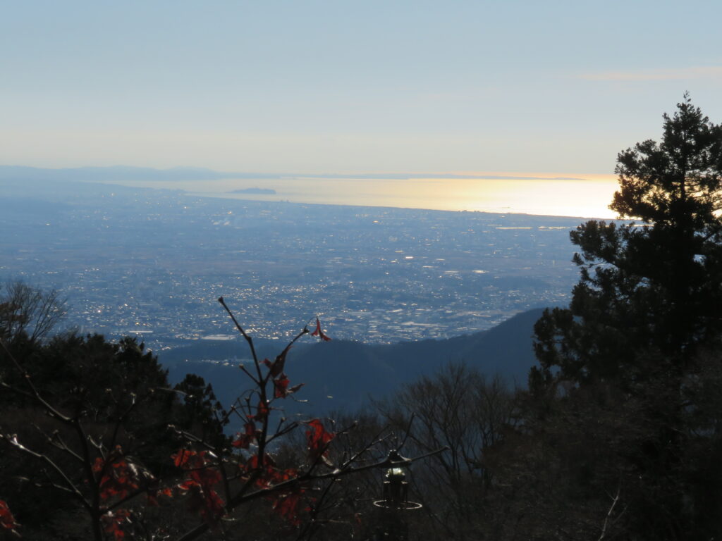 江の島までよく見えます
