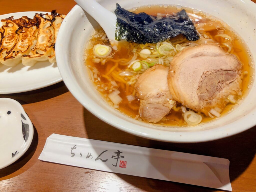 【おまけ】
長野駅で蕎麦を食べようと思ったら
すべて20時閉店（L/O 19：45）でした😭
「ちりめん亭」のラーメンも美味しかった！
