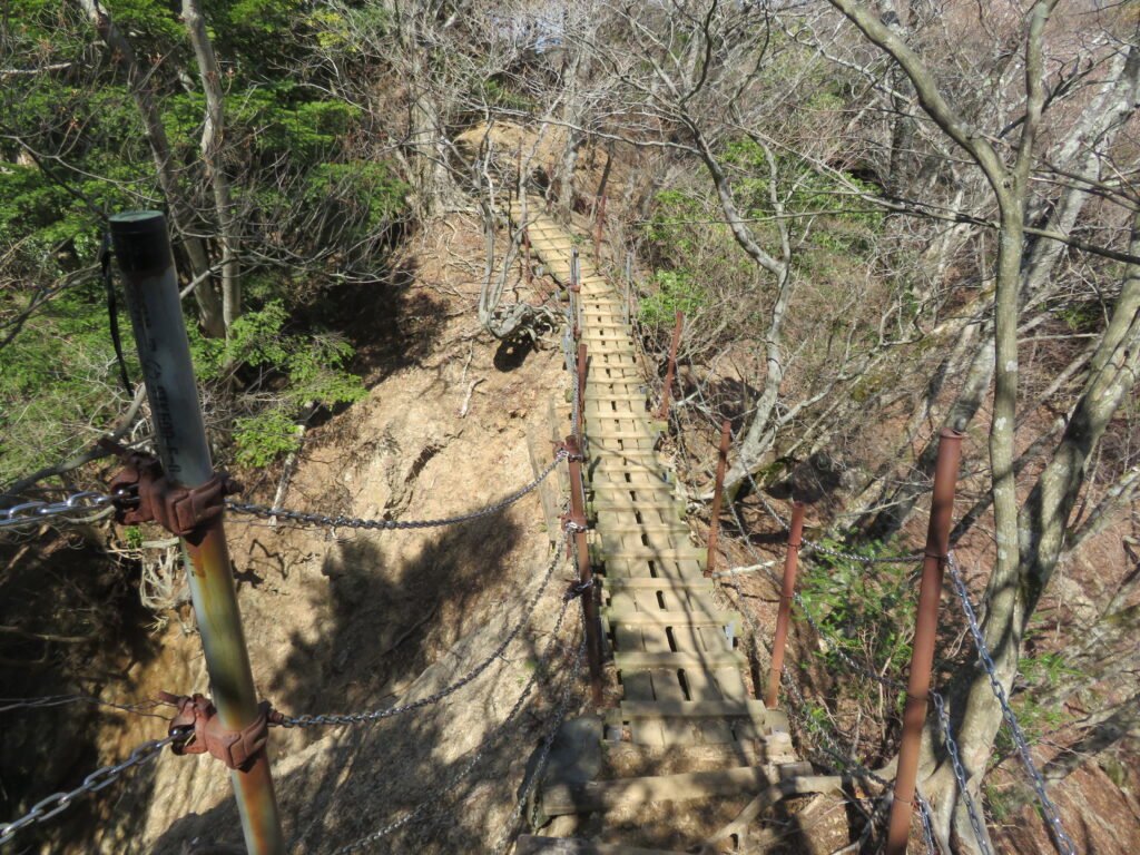 このルートはやせ尾根が多いです