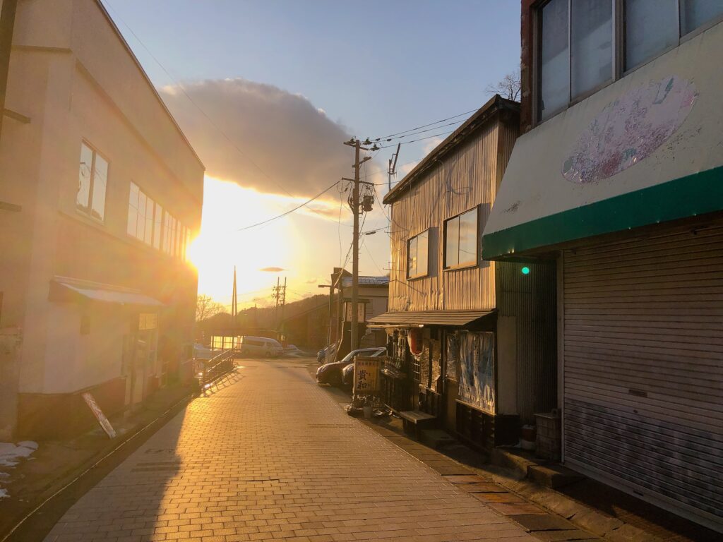 17時、バスターミナルへ向かいます
夕日が綺麗！