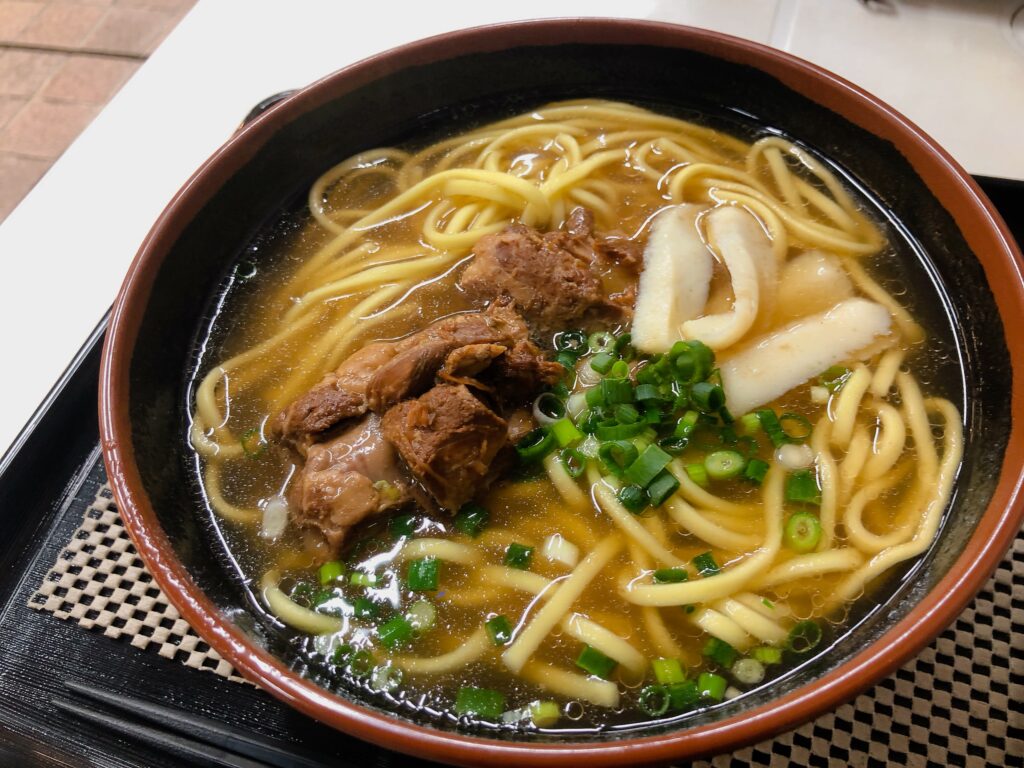 大好きなソーキそばにしました
とってもおいしかった！