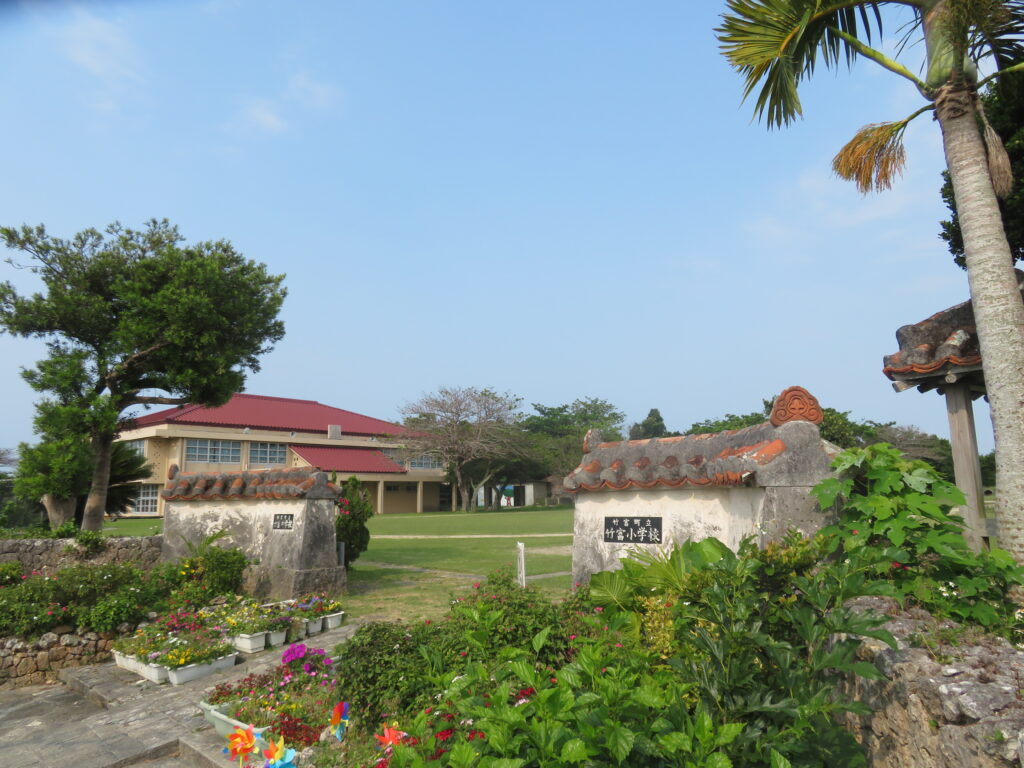 レトロな小中学校