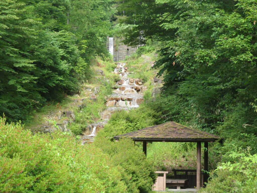 清内路川