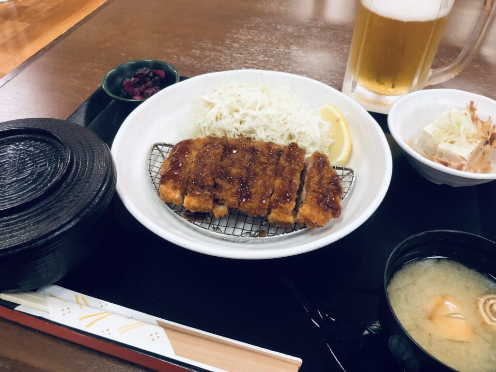 極楽湯
露天風呂とサウナが最高でした!