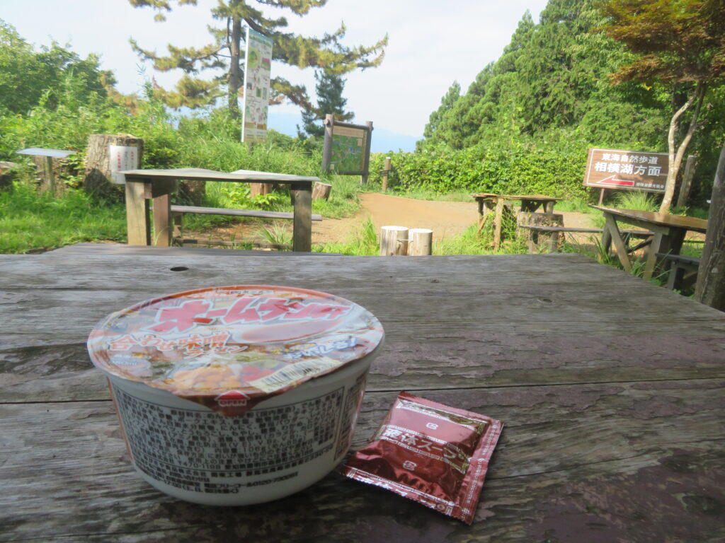 朝8:30
いつもの場所で朝食