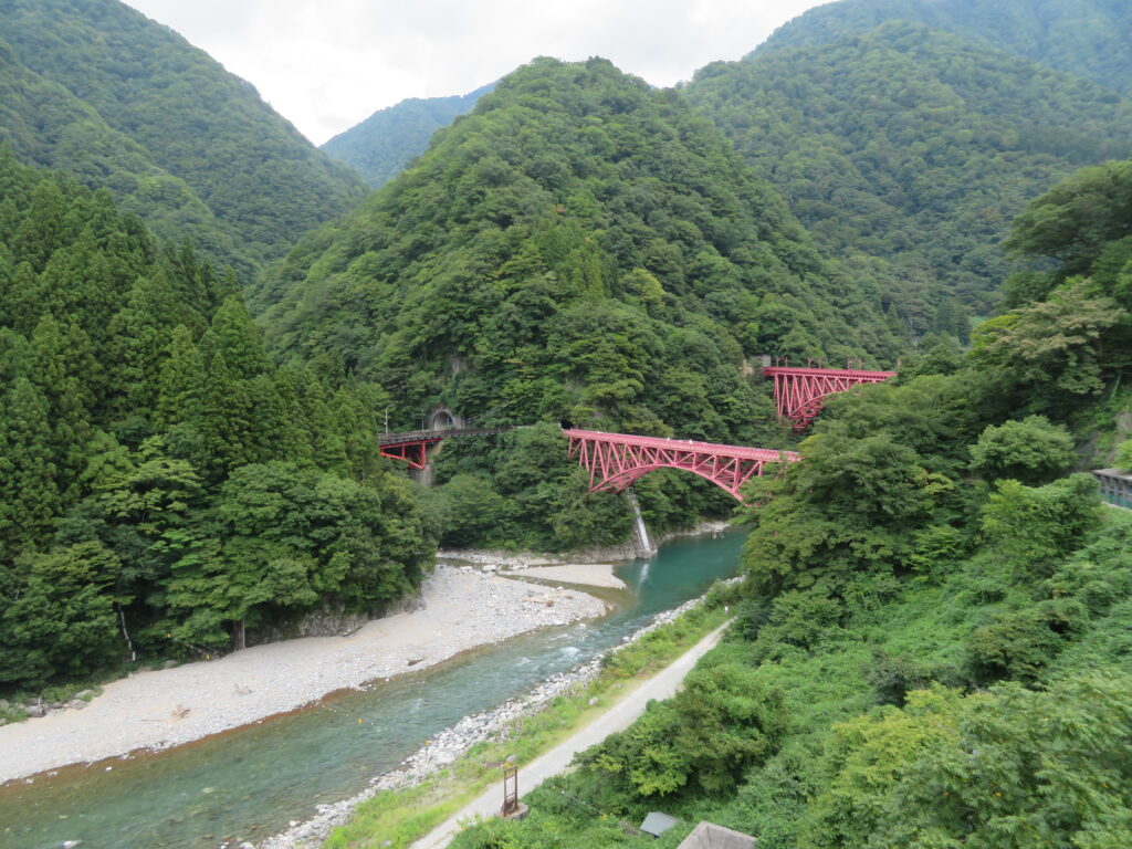 トロッコ列車の駅の周りを散歩します
絶景ですね！